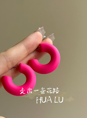 韩系气质糖果色亚克力蓝色耳饰