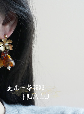 法式绝美艺术高级感爱心咖色耳饰