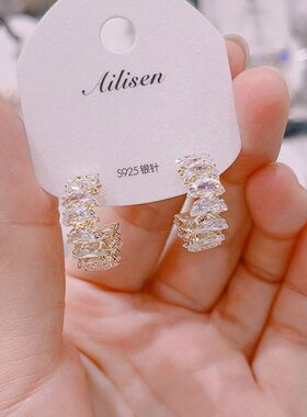 艾莉森时尚轻奢重工耳饰锆石C形耳圈耳钉925银针耳环女士通勤耳环