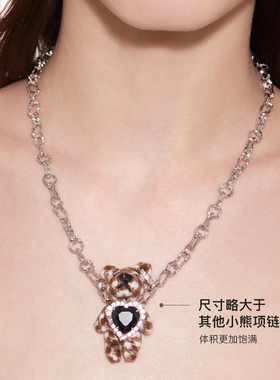 YVMIN尤目不对称爱心小熊项链