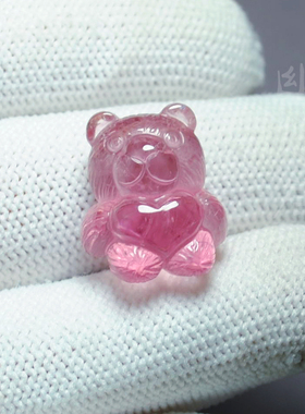 粉碧玺玻璃体手工雕件小熊生肖兔
