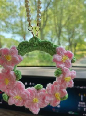 手工钩织花环铃兰花车挂成品ins同款五股线甜美风格挂饰精美车饰