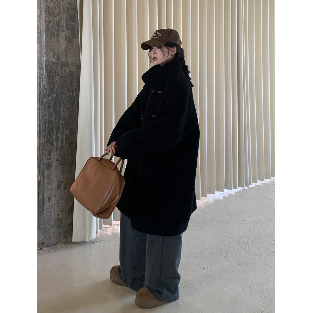 SIXI四喜家黑色羊羔毛皮草外套女秋冬中长款牛角扣加厚泰迪熊大衣,淘宝优惠券,粉丝福利购,淘宝优惠卷