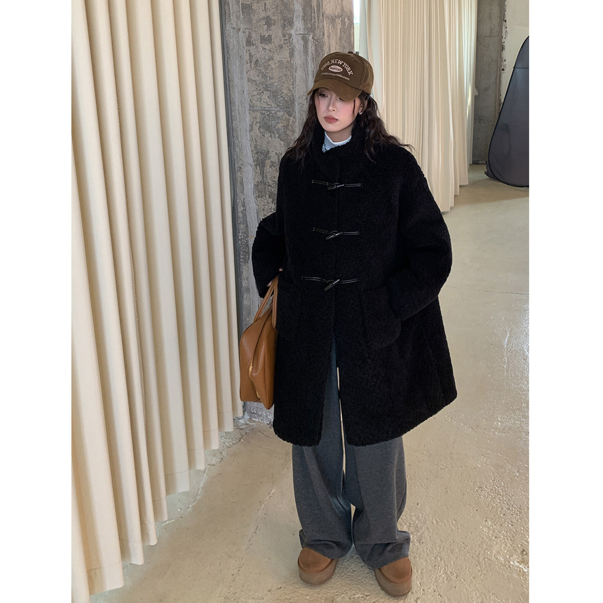 SIXI四喜家黑色羊羔毛皮草外套女秋冬中长款牛角扣加厚泰迪熊大衣,淘宝优惠券,粉丝福利购,淘宝优惠卷