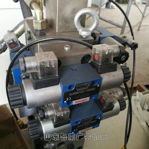 定做三梁四柱液压机100吨200吨模具拉伸成型多功能半自动油压机 - 图1