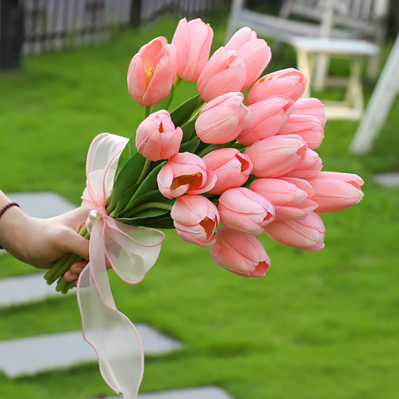 郁金香新娘手捧花领证婚礼婚纱照拍照道具假花结婚仿真绢布花束 - 图2