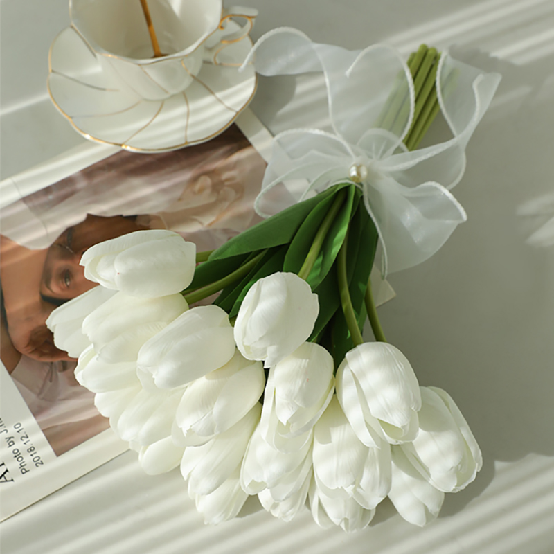 郁金香新娘手捧花领证婚礼婚纱照拍照道具假花结婚仿真绢布花束 - 图1