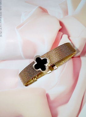 钛钢四叶草表带手镯女玫瑰金日韩