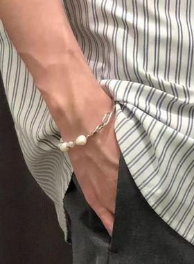 冲哥来一件|24SS流光弯曲拼接异形巴洛克珍珠精致小众男女手链