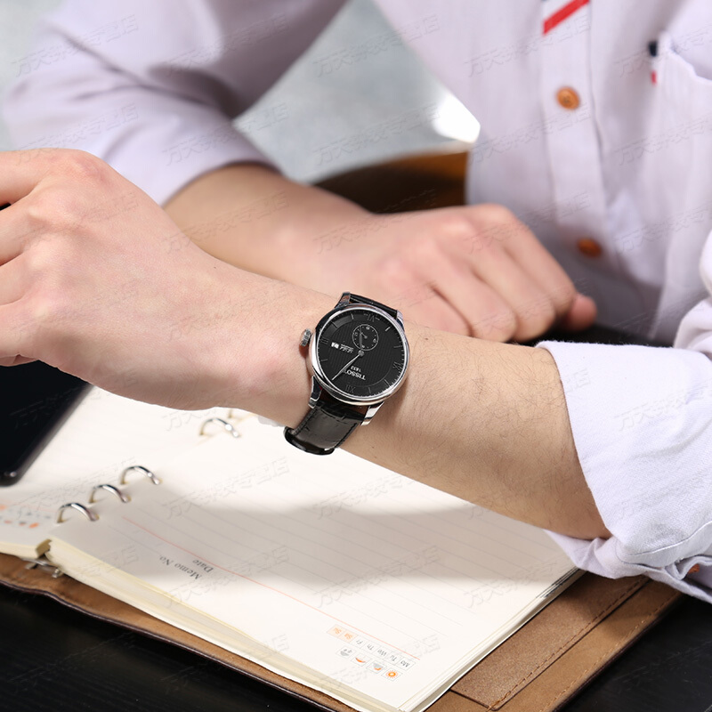 瑞士tissot天梭力洛克系列机械男表 黑盘手表 T006.428.16.058.01