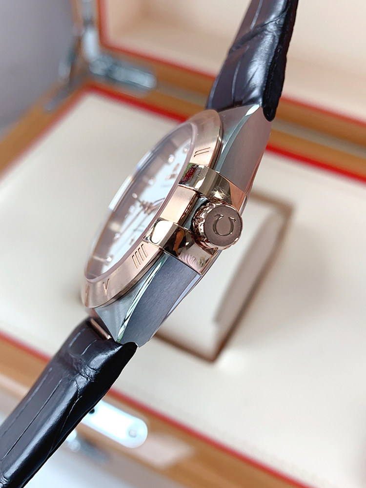 瑞士欧米茄星座系列玫瑰金轻奢男表 方耀天成海外瑞士腕表