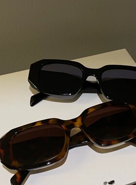 2026 春夏白色猫眼墨镜女 复古方形显脸小辣妹街拍防紫外线太阳镜