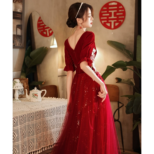 Летнее бордовое длинное элегантное вечернее платье, городской стиль, изысканный стиль