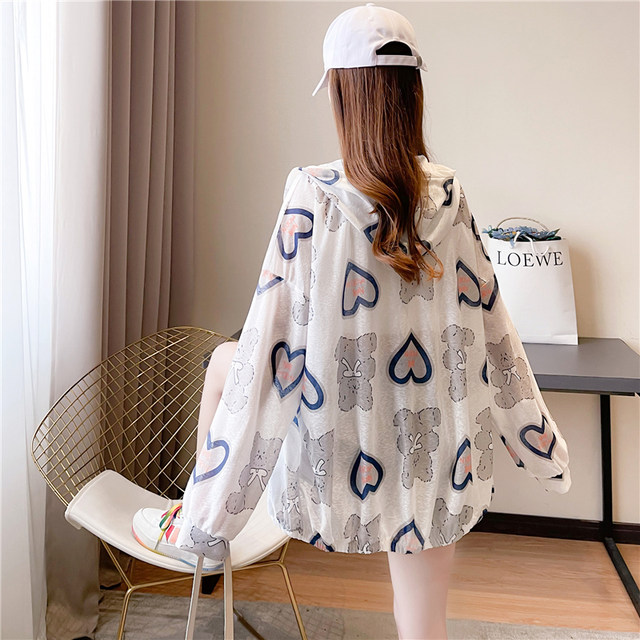 Lazy style regular graffiti sunscreen clothes for women