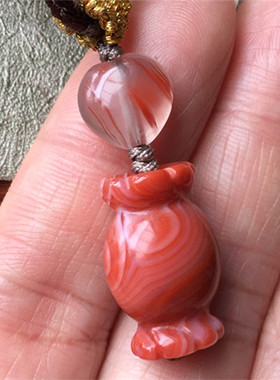 天然川料南红玛瑙特色纹路糖果造型包包挂件车挂锁匙挂