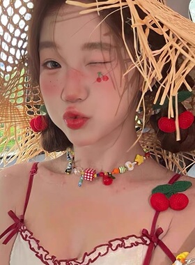 多巴胺小众夏日炫彩锁骨轻奢小众