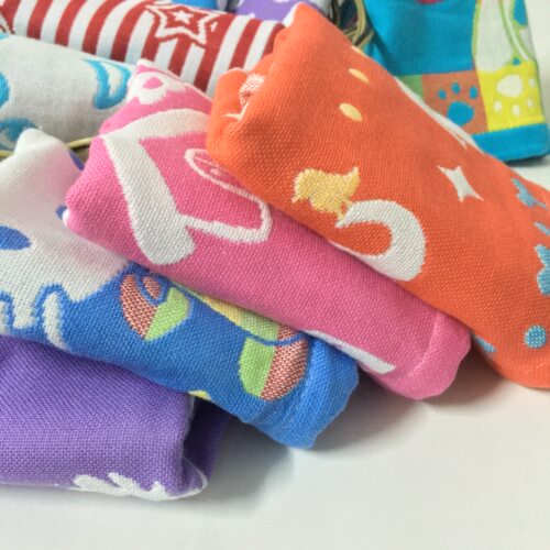 3条价格 纯棉三层纱布 童巾儿童洗脸小毛巾家用成人卡通吸水毛巾 - 图2