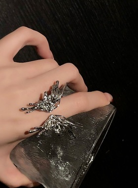 心动的信号孙乐言同款蝴蝶戒指银色时尚开口可调节高级感指圈指环