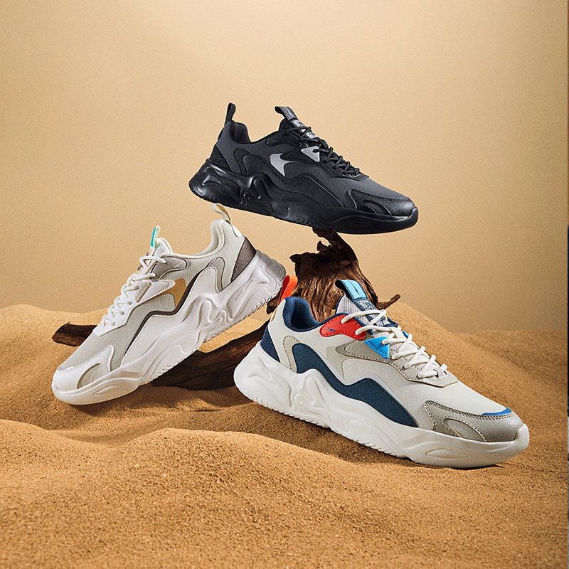  鸿星尔克板鞋/休闲鞋