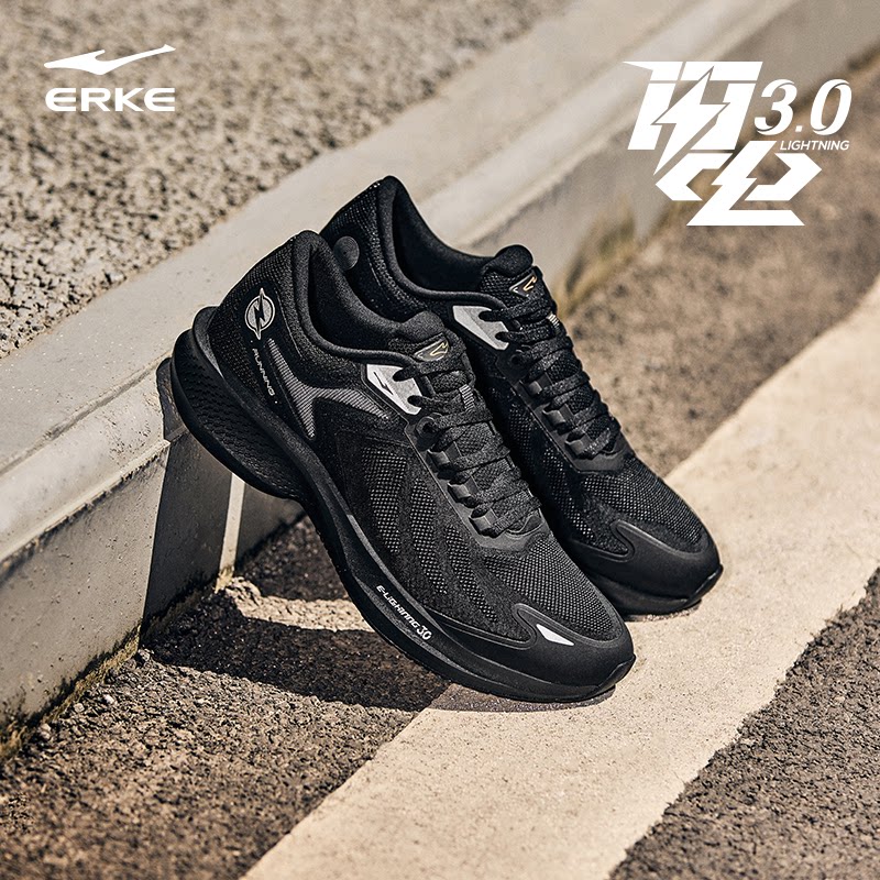 鸿星尔克男鞋闪电3秋冬季新款男子跑鞋体育生跑步鞋训练运动鞋黑