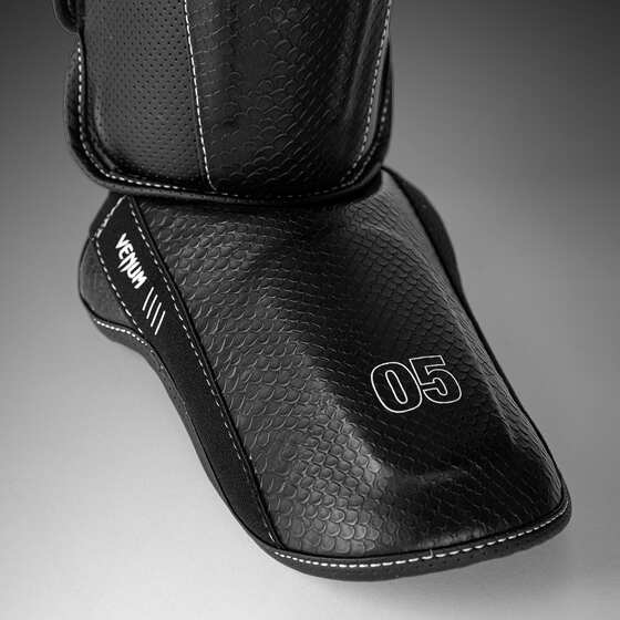 VENUM Venom Impact Evo Scales leggings, boxing, shin guards, Muay Thai fighting protective gear for men and women