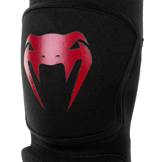 Venom EVO knee pads VENUMMMA equipment