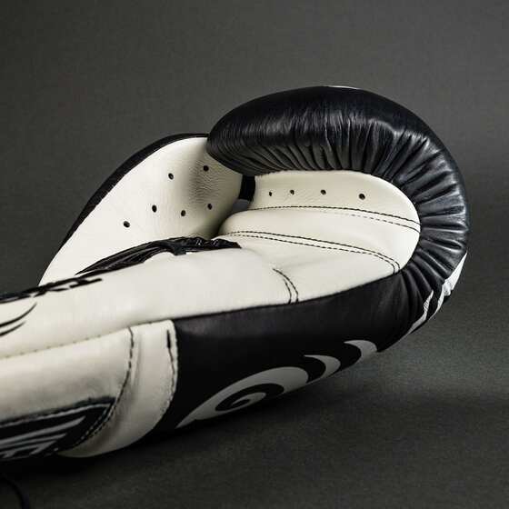 VENUM venom giant2.0 Mike Tyson pro boxing gloves adult men and women boxing gloves fighting Muay Thai fighting
