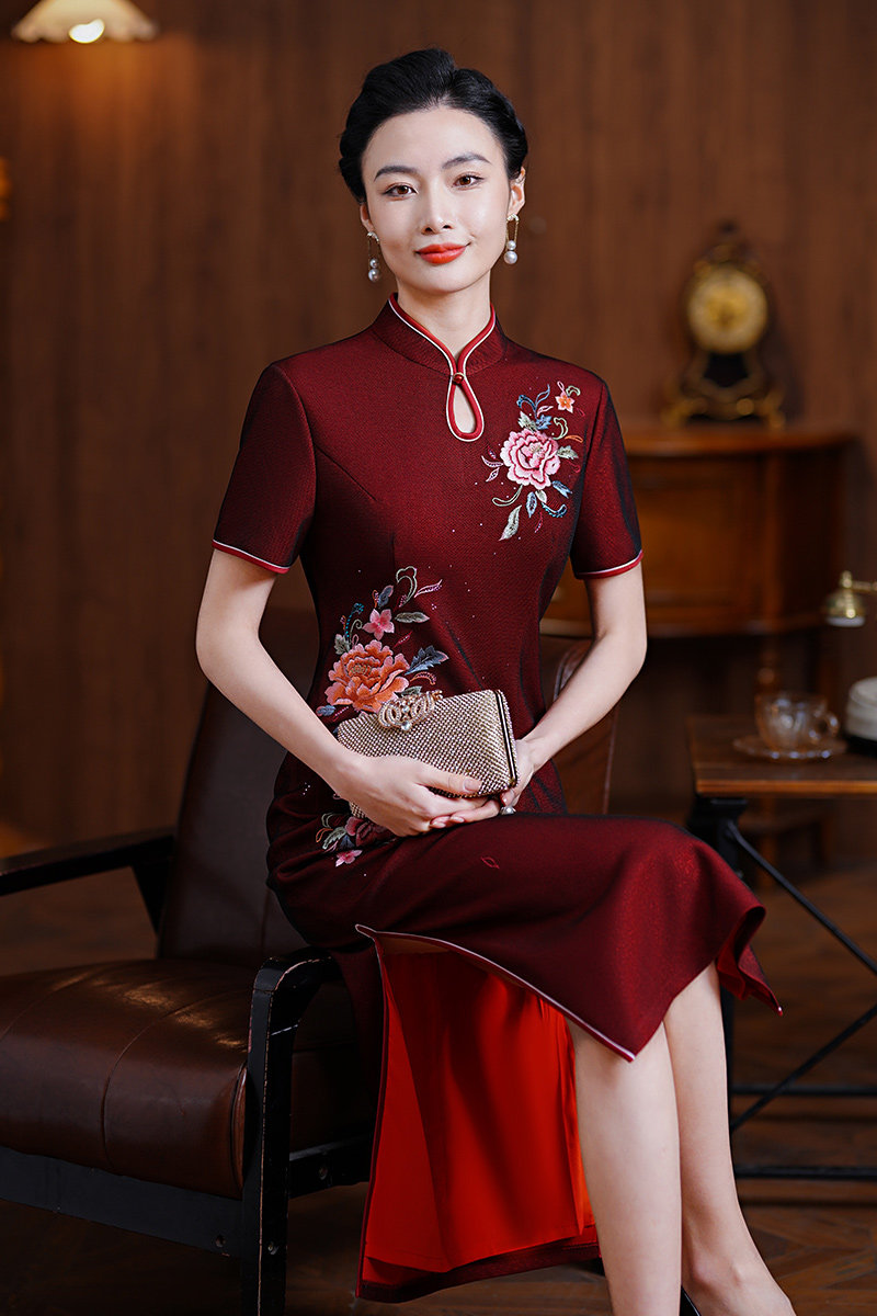  美舒饰旗袍