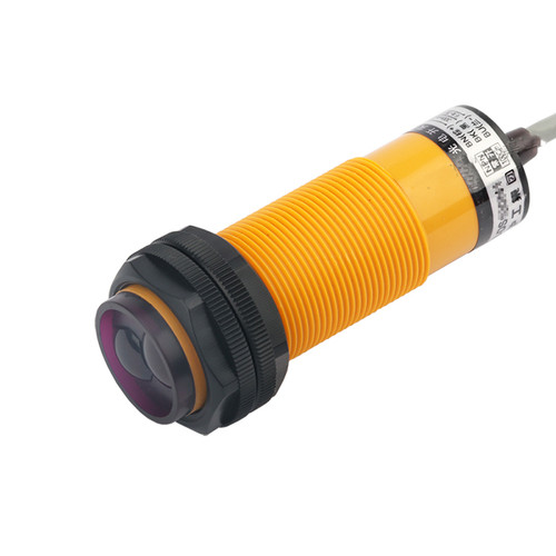 沪工E3F3-DS150N1 N2 P1 P2 Y1 Y2 光电开关检测距离150CM直流M30 - 图3