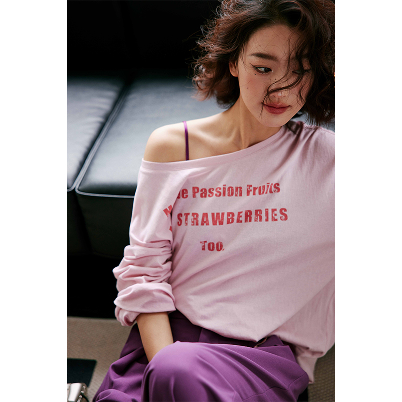 Rosebanks Strawberry Oversized Tee 慵懒宽松草莓色时髦印花Tee - 图3