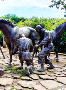 驿站玻璃钢仿铜雕塑景园区马帮步行街广场铸铜丝绸之路大型不锈钢