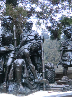 军民鱼水情园林户外玻璃钢