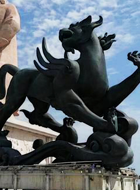 大型园林动物精雕宴玻璃钢