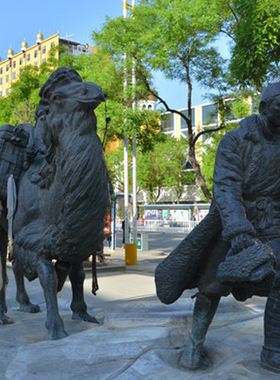 骆驼商队丝绸之路文化玻璃钢仿铜人物雕塑城市园林景观户外摆件