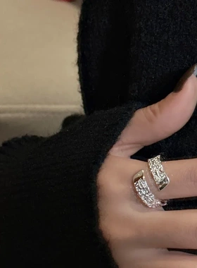 S925纯银韩版小众设计感褶皱纹理肌理感戒指韩系博主款个性指环