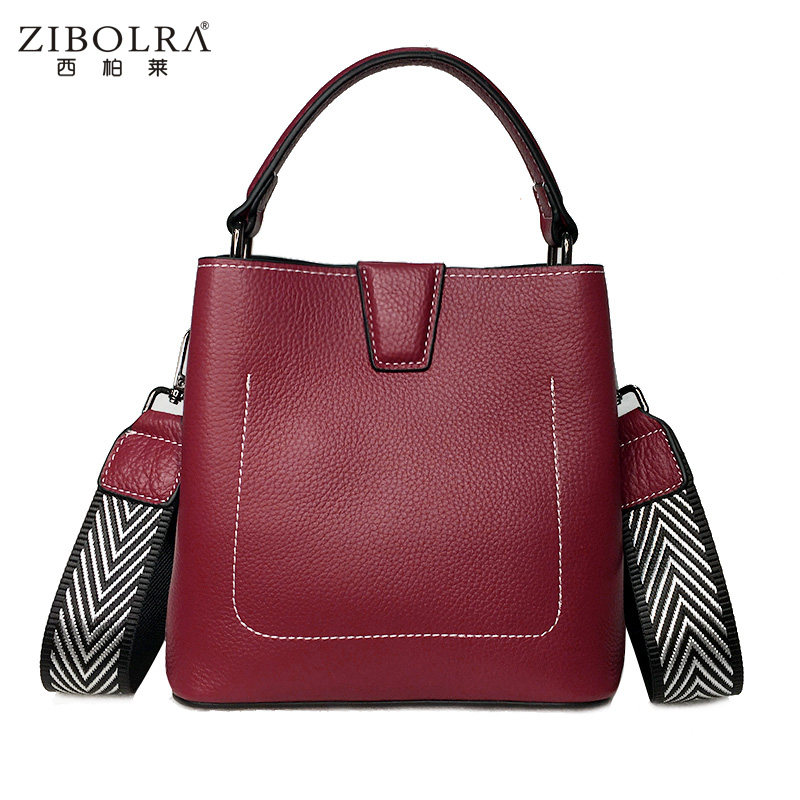 新款真皮2020潮宽肩带女简约水桶包 西柏莱女士包袋