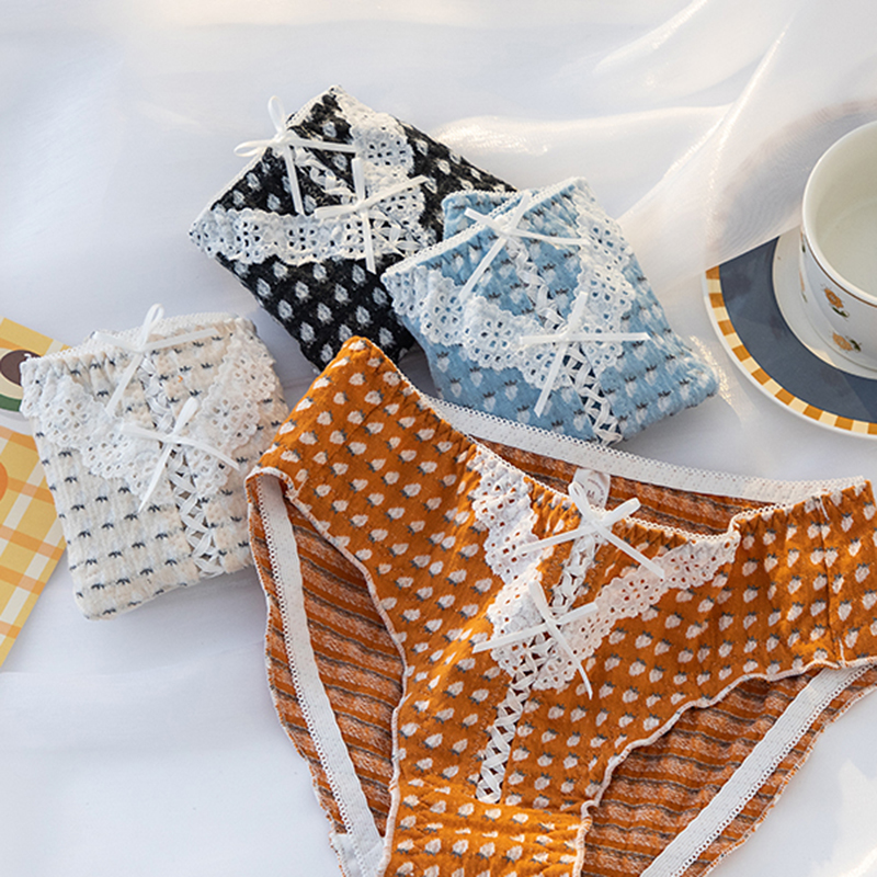 草莓印花内裤少女小心机镂空底裤日系甜美蝴蝶结棉质中低腰三角裤 - 图1