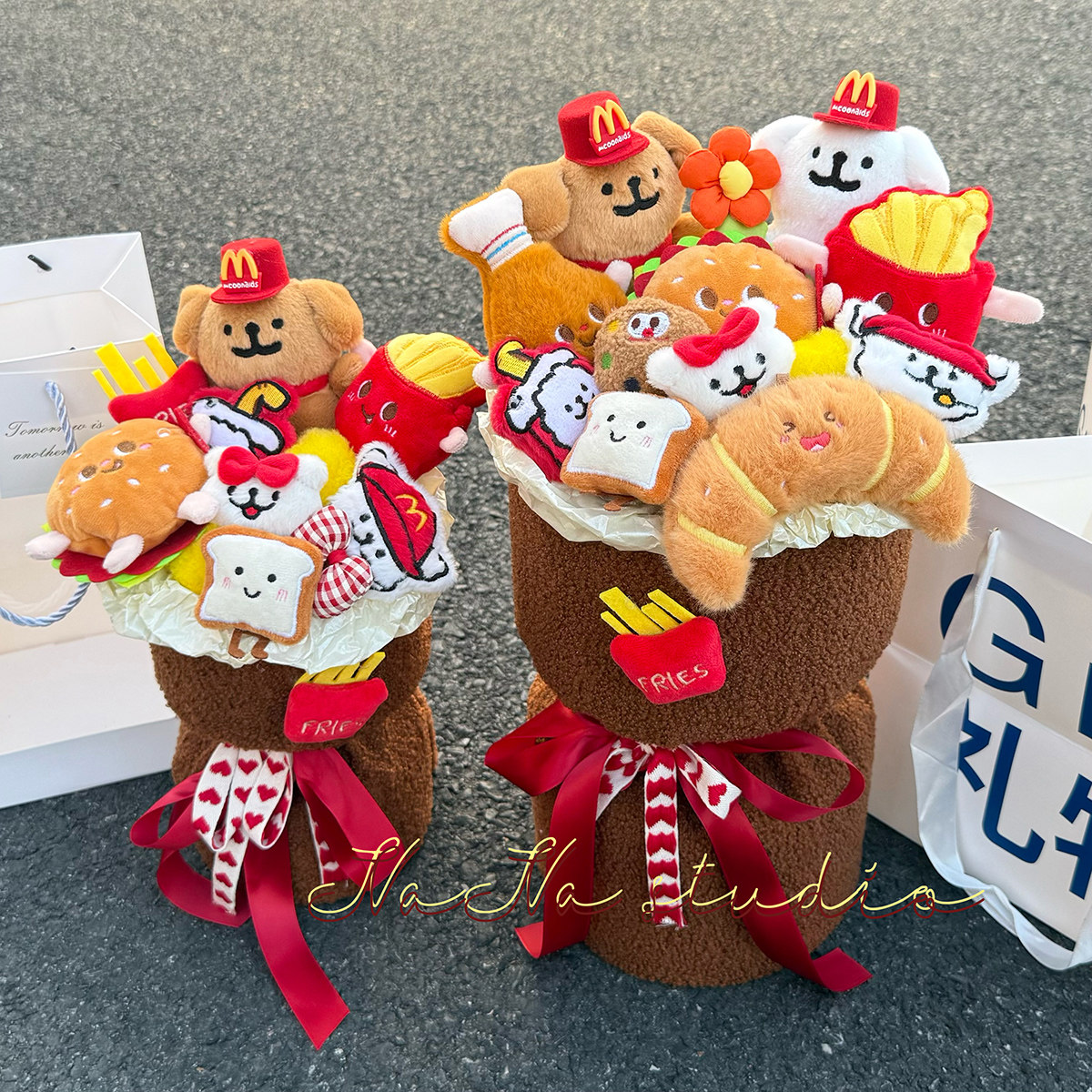 可爱线条小狗玩偶花束成品麦当当零食毕业送女生生日创意实用礼物,淘宝优惠券,粉丝福利购,淘宝优惠卷