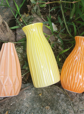 简约风居家工艺品景德镇小号花瓶
