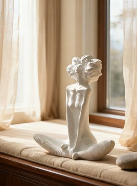悠然象牙白人像雕塑装饰摆件