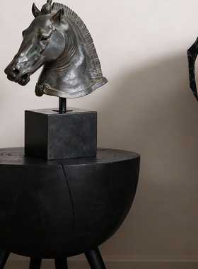 简约现代青铜马头树脂摆件乔迁