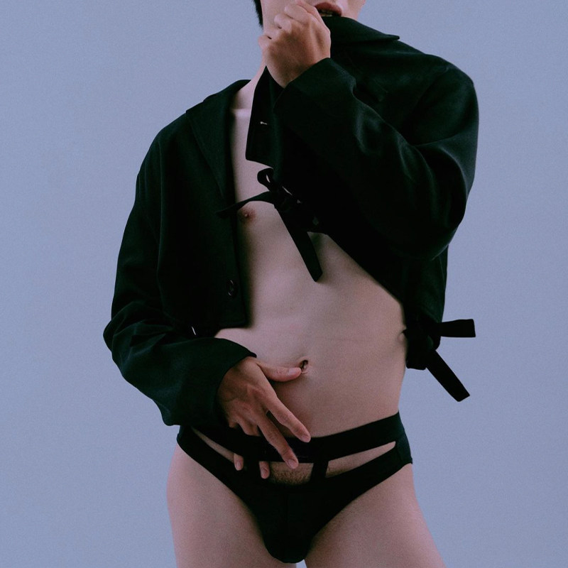 新款男士镂空吊环半包囊袋三角裤性感低腰透气激凸男三角内裤包邮,淘宝优惠券,粉丝福利购,淘宝优惠卷