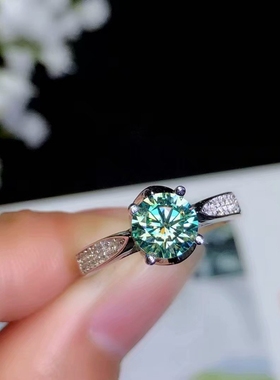 克拉戒指镶嵌锆石莫桑钻