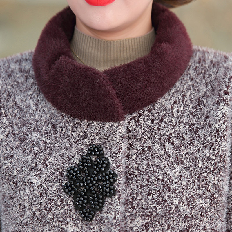 2021新款妈妈春秋时尚水貂绒外套 法尚妃中老年女装