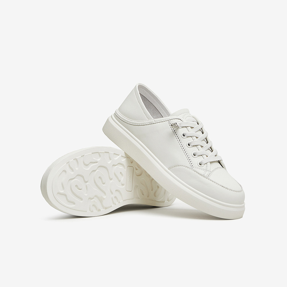 Tata他她薄款百搭小白鞋女简约纯色休闲板鞋2024冬季新款WCSA2AM4,淘宝优惠券,粉丝福利购,淘宝优惠卷