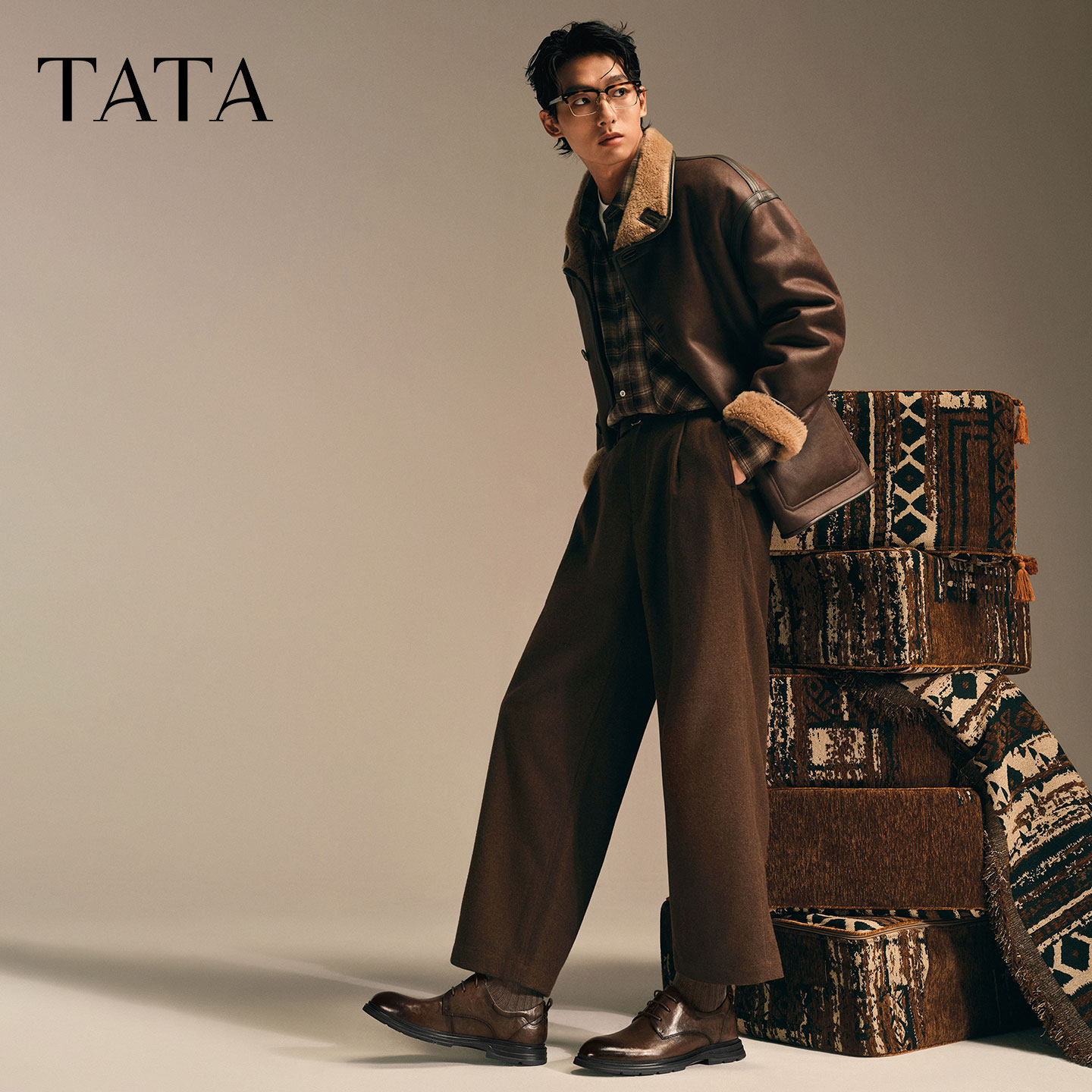 TATA他她男鞋冬季新款正装皮鞋纯色舒适百搭圆头皮鞋黑色商务鞋,淘宝优惠券,粉丝福利购,淘宝优惠卷