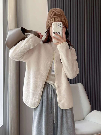 472938 特价冬季女装仿羊羔绒摇粒绒圆领开衫长袖外套 461660