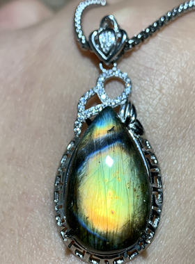 925银镶嵌拉长石月光精美礼品坠