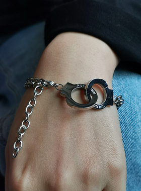 个性创意时尚钛钢手铐手饰品手链