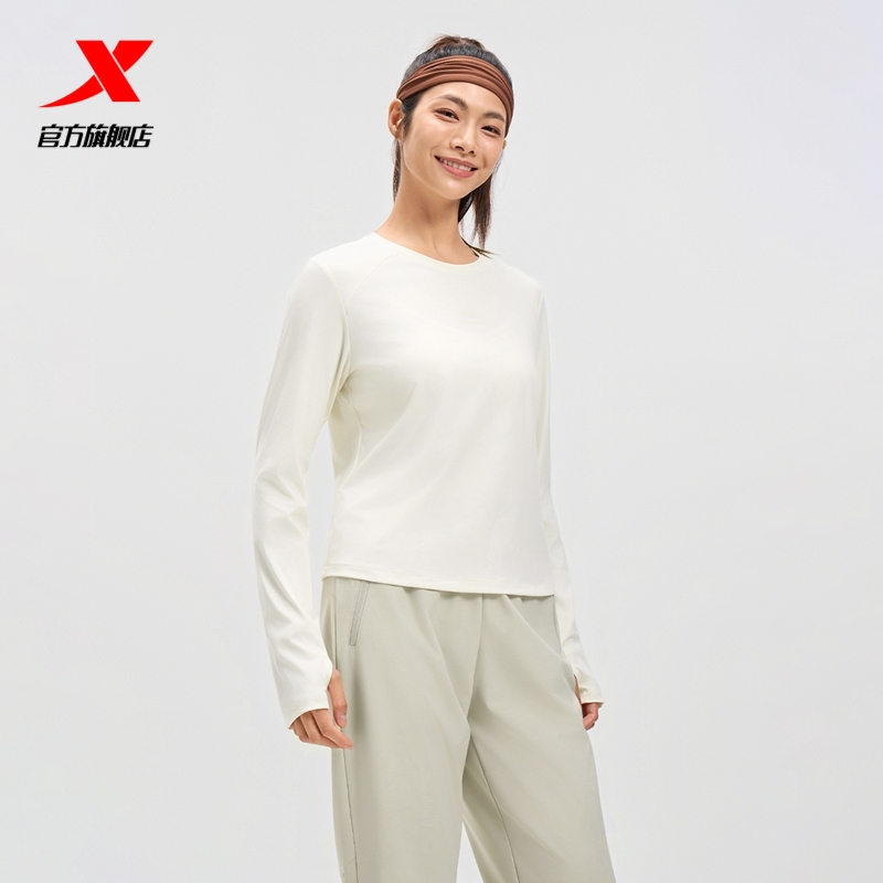 特步针织长袖T恤女2025秋新款修身拼色内搭套头上衣975328030054 - 图0